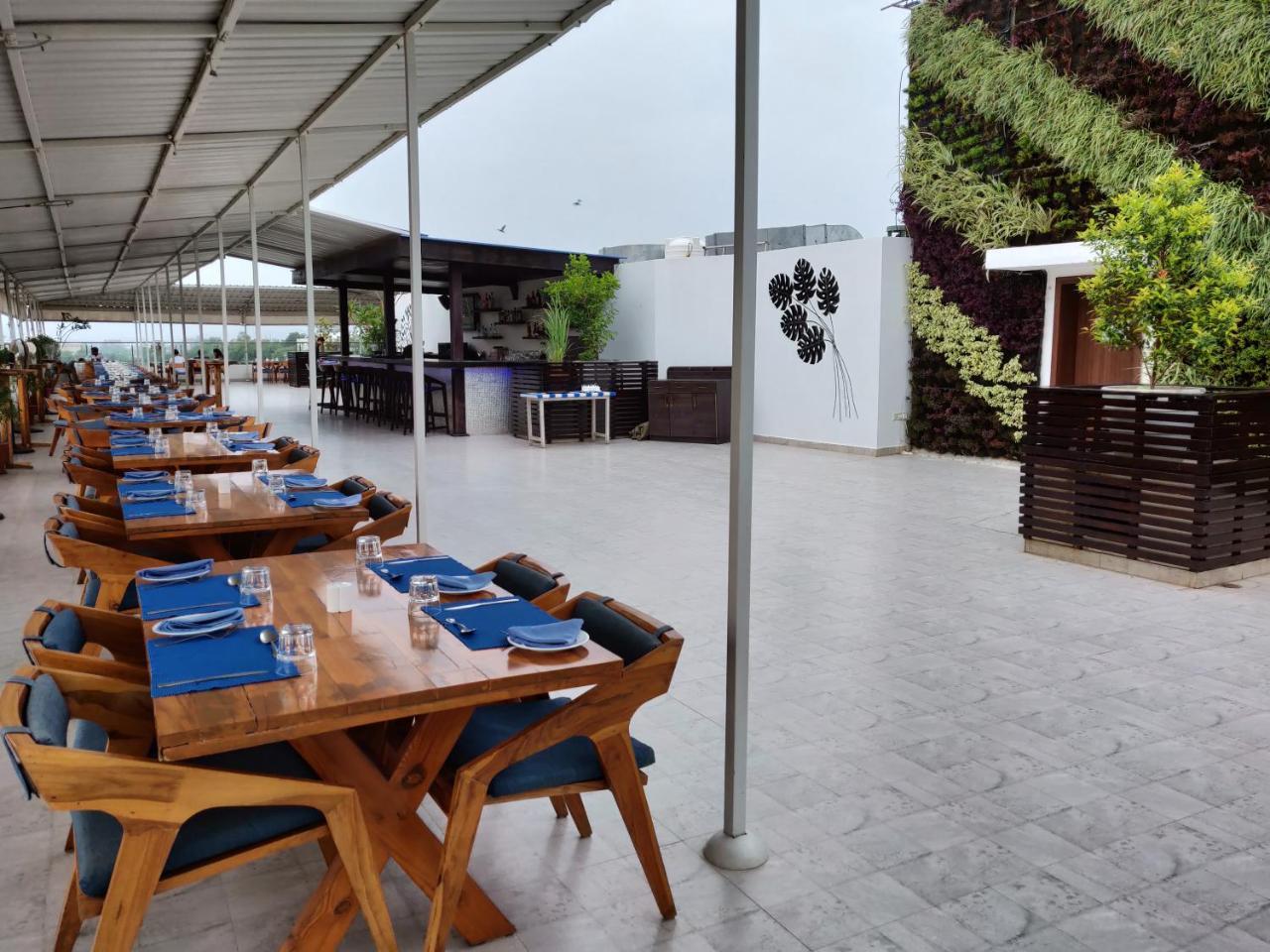 Rajdarshan - A Lake View Hotel In Udaipur Exterior photo